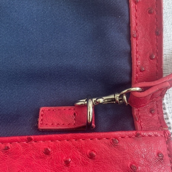 Merona hot pink purse/clutch. - Picture 6 of 11